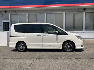 NISSAN SERENA 2014