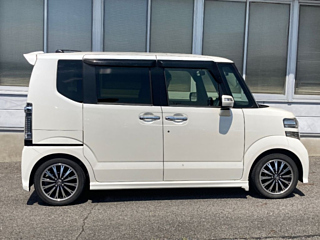 HONDA N BOX 2017