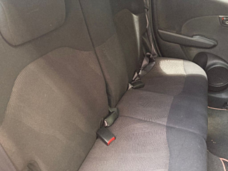 HONDA FIT 2010