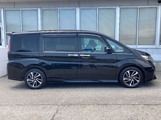 HONDA STEP WAGON 2015
