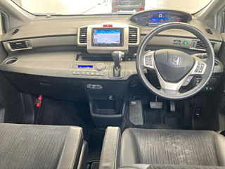 HONDA FREED 2015