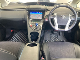 TOYOTA PRIUS 2011