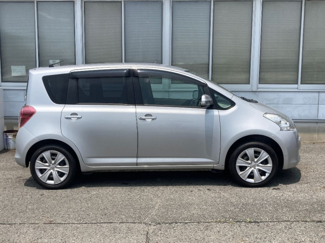 TOYOTA RACTIS 2009