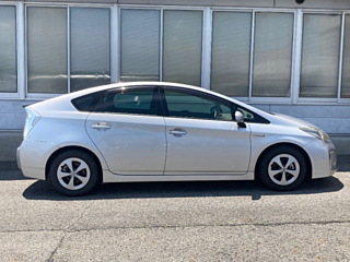 TOYOTA PRIUS 2012