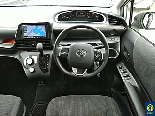 TOYOTA SIENTA 2020