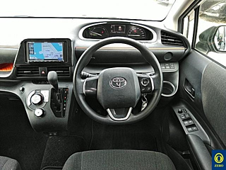 TOYOTA SIENTA 2020
