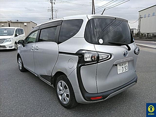 TOYOTA SIENTA 2020