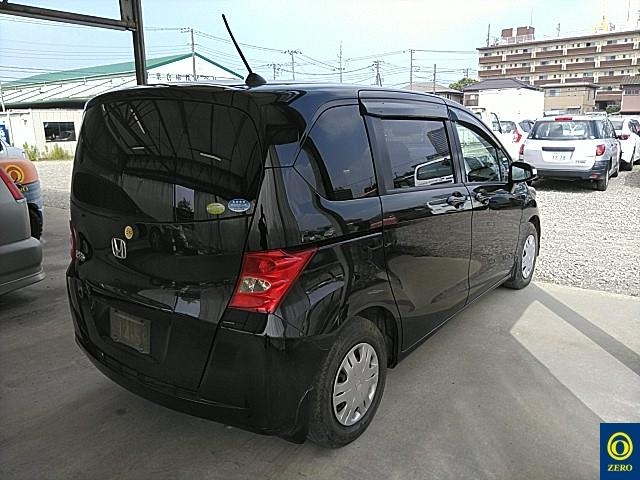 HONDA FREED 2010