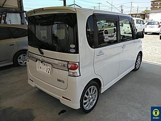 DAIHATSU TANTO 2009