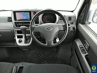 DAIHATSU HIJET VAN 2015