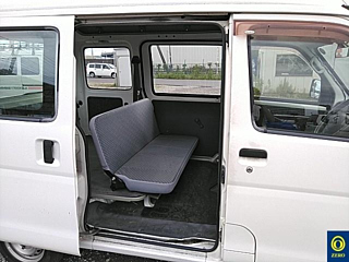 DAIHATSU HIJET VAN 2009
