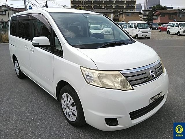 NISSAN SERENA 2010