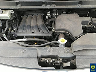 NISSAN SERENA 2010
