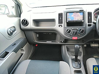 NISSAN AD 2013