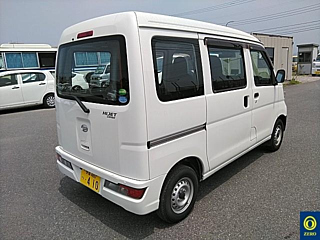 DAIHATSU HIJET VAN 2019