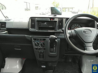 DAIHATSU HIJET VAN 2019