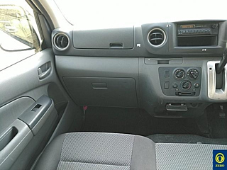NISSAN CARAVAN VAN 2013