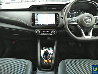NISSAN KIX 2020