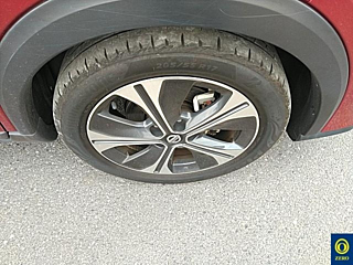 NISSAN KIX 2020