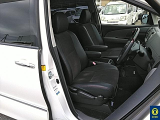 TOYOTA ESTIMA 2011