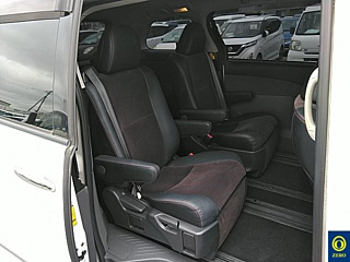 TOYOTA ESTIMA 2011