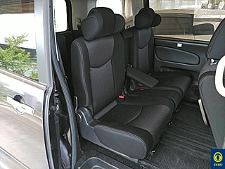 NISSAN SERENA 2012