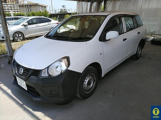 NISSAN AD 2019
