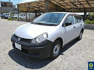 NISSAN AD 2010