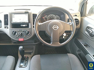 NISSAN AD 2010