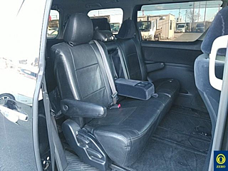 TOYOTA ALPHARD 2009