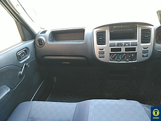 NISSAN CARAVAN VAN 2011