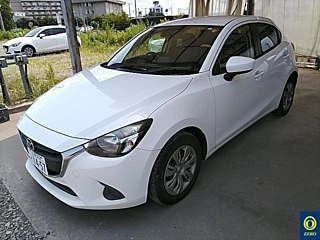 MAZDA DEMIO 2016