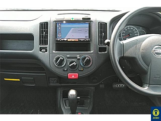 NISSAN AD 2019