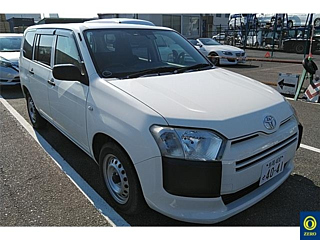 TOYOTA PROBOX 2017