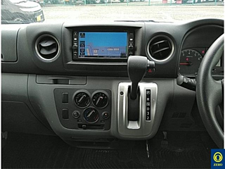 NISSAN CARAVAN VAN 2017