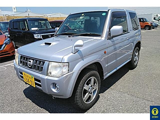 NISSAN KIX 2012