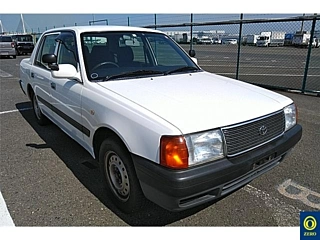 TOYOTA CROWN COMFORT 2013