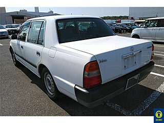 TOYOTA CROWN COMFORT 2013