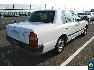 TOYOTA CROWN COMFORT 2016