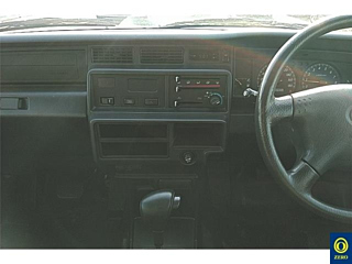 TOYOTA CROWN COMFORT 2016