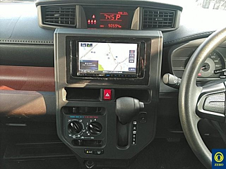 TOYOTA ROOMY 2019