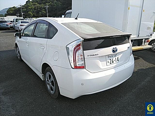 TOYOTA PRIUS 2014