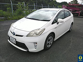 TOYOTA PRIUS 2012