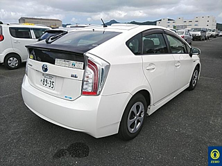 TOYOTA PRIUS 2012