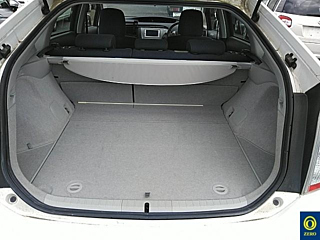 TOYOTA PRIUS 2012