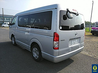 TOYOTA HIACE 2014