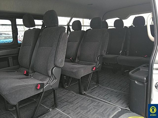 TOYOTA HIACE 2014