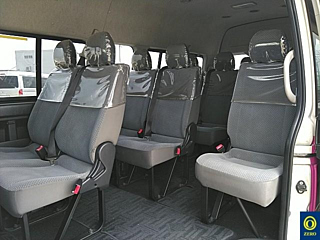 TOYOTA HIACE 2013