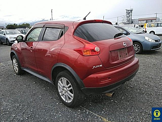 NISSAN JUKE 2012