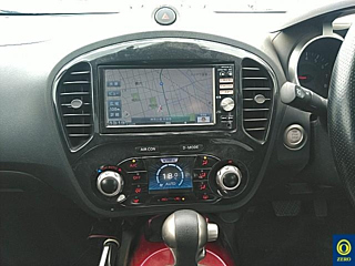 NISSAN JUKE 2012